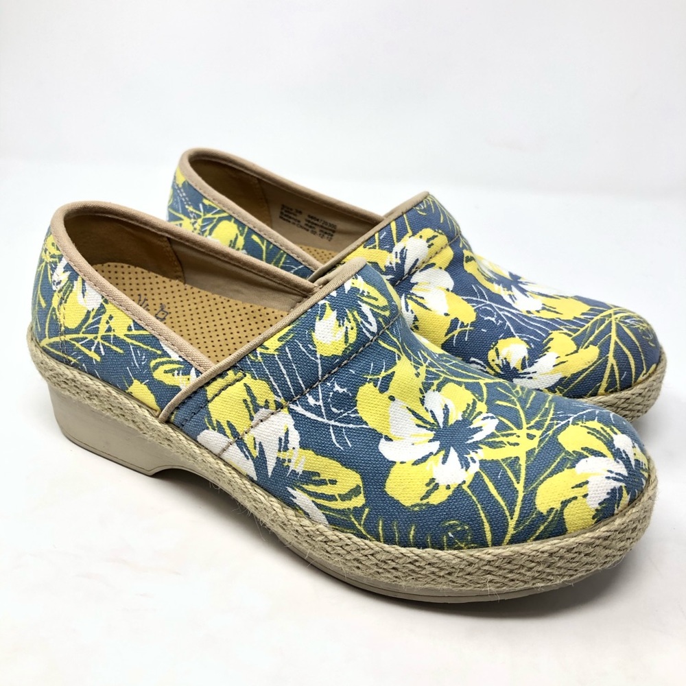 Dansko Victoria Tahiti Clogs